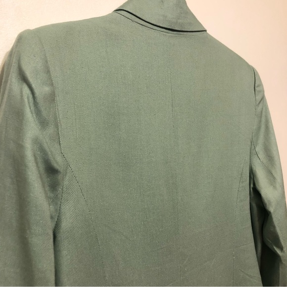 One by Chapter One Linen Open Front Blazer with Striped Lining - Picture 9 of 15